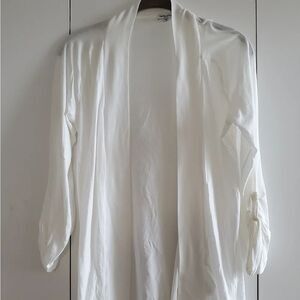 Splendid white cardigan women's size small with 3/4 sleeves.